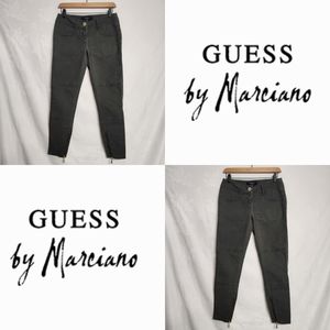 Guess By Marciano Cropped Pants